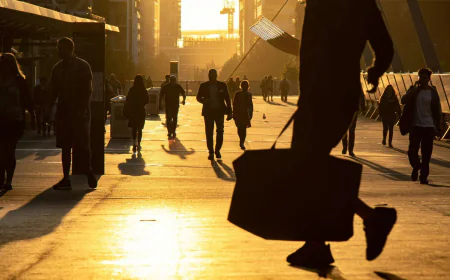 “Noctourism” Is the New Travel Trend Taking Over 2025